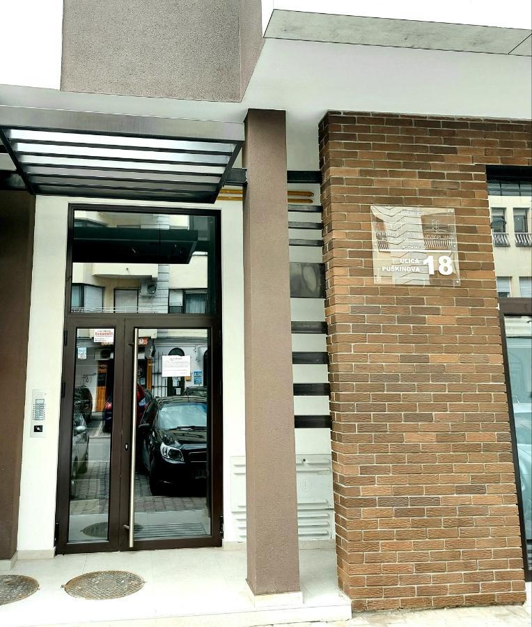 Supernova Deluxe Residence Újvidék Kültér fotó