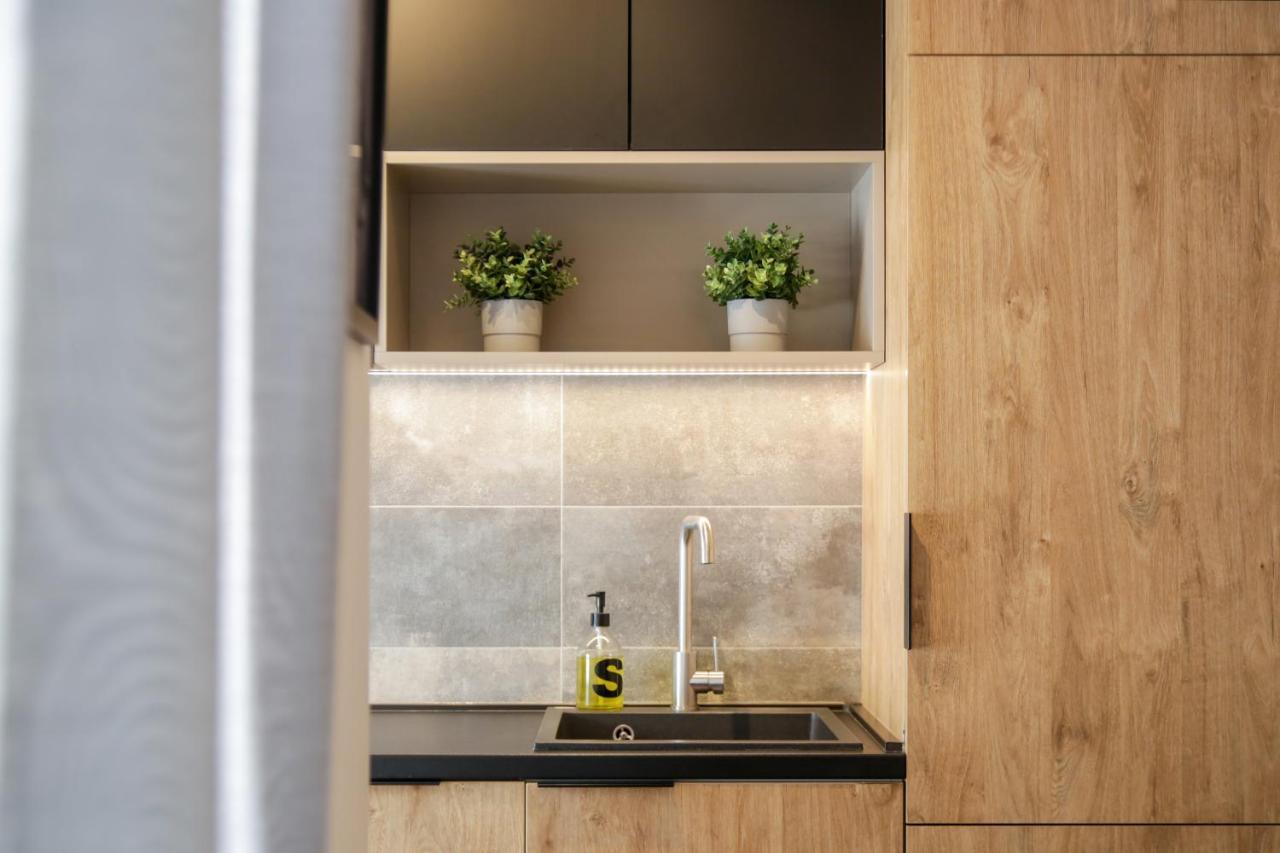 Supernova Deluxe Residence Újvidék Kültér fotó