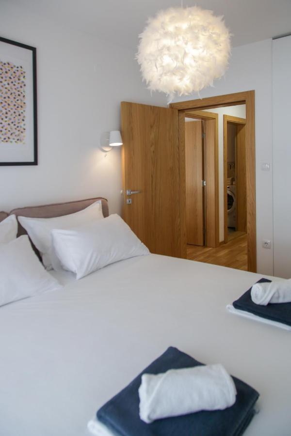 Supernova Deluxe Residence Újvidék Kültér fotó