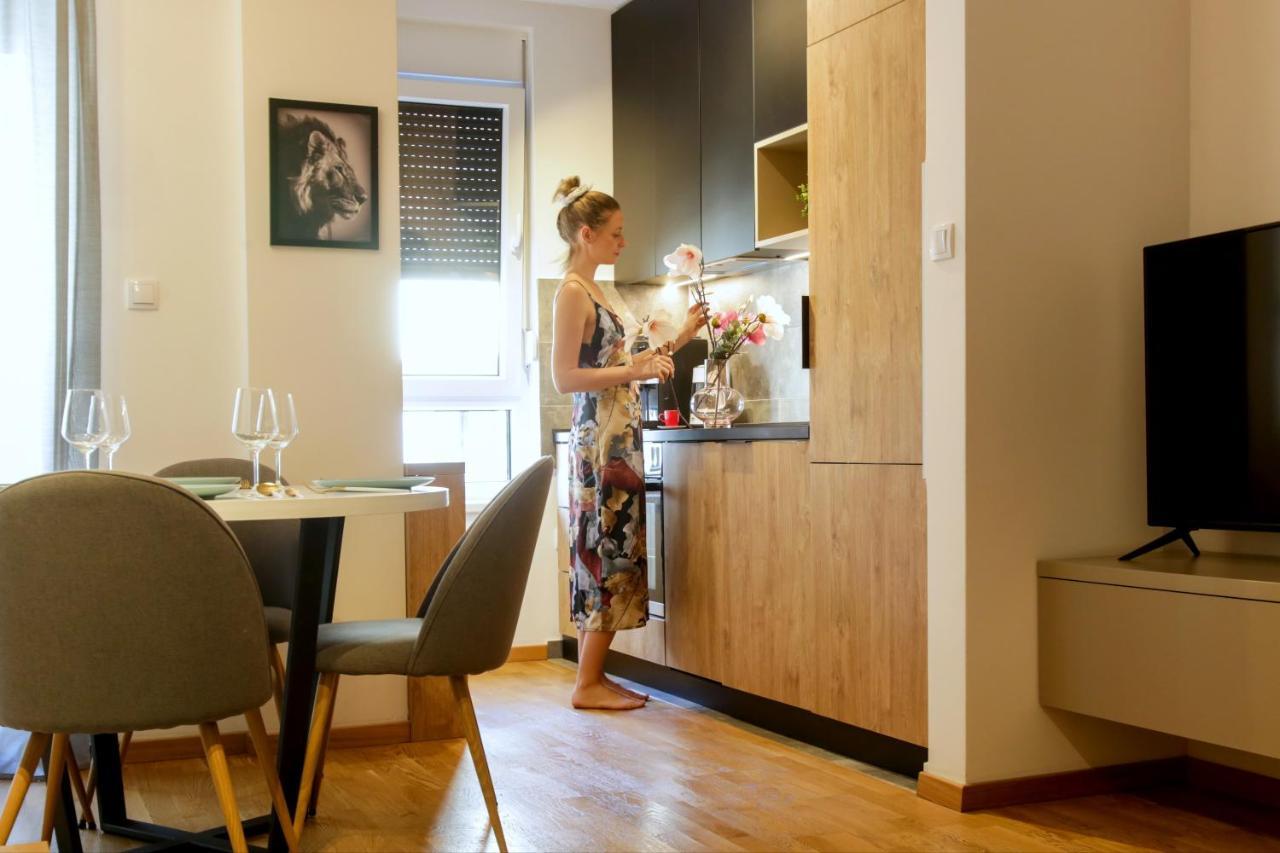 Supernova Deluxe Residence Újvidék Kültér fotó