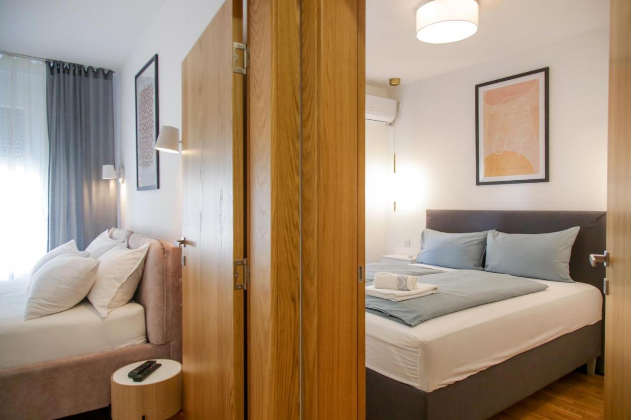 Supernova Deluxe Residence Újvidék Kültér fotó