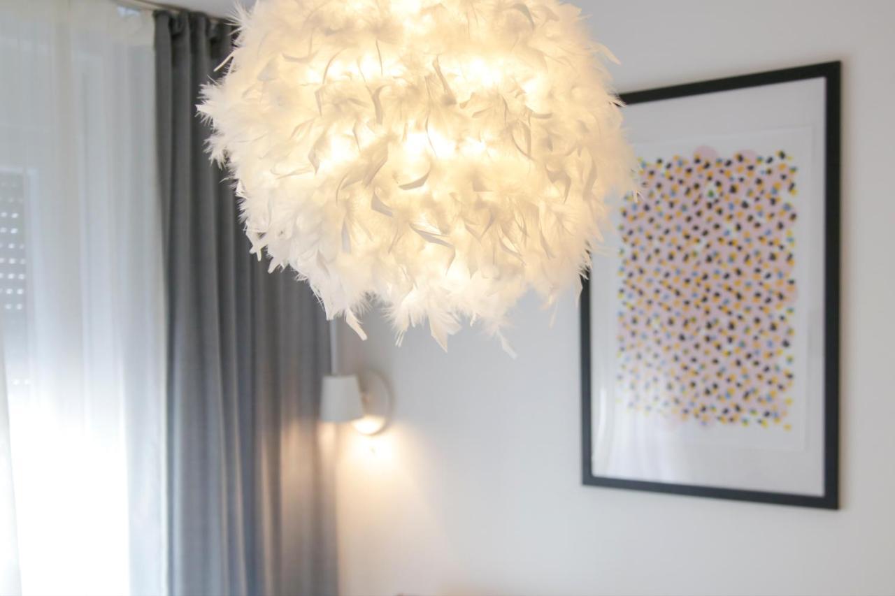 Supernova Deluxe Residence Újvidék Kültér fotó